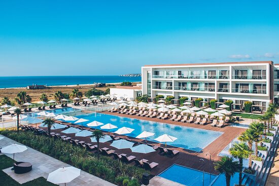 TOP 10 Beautiful Resorts in Lagos